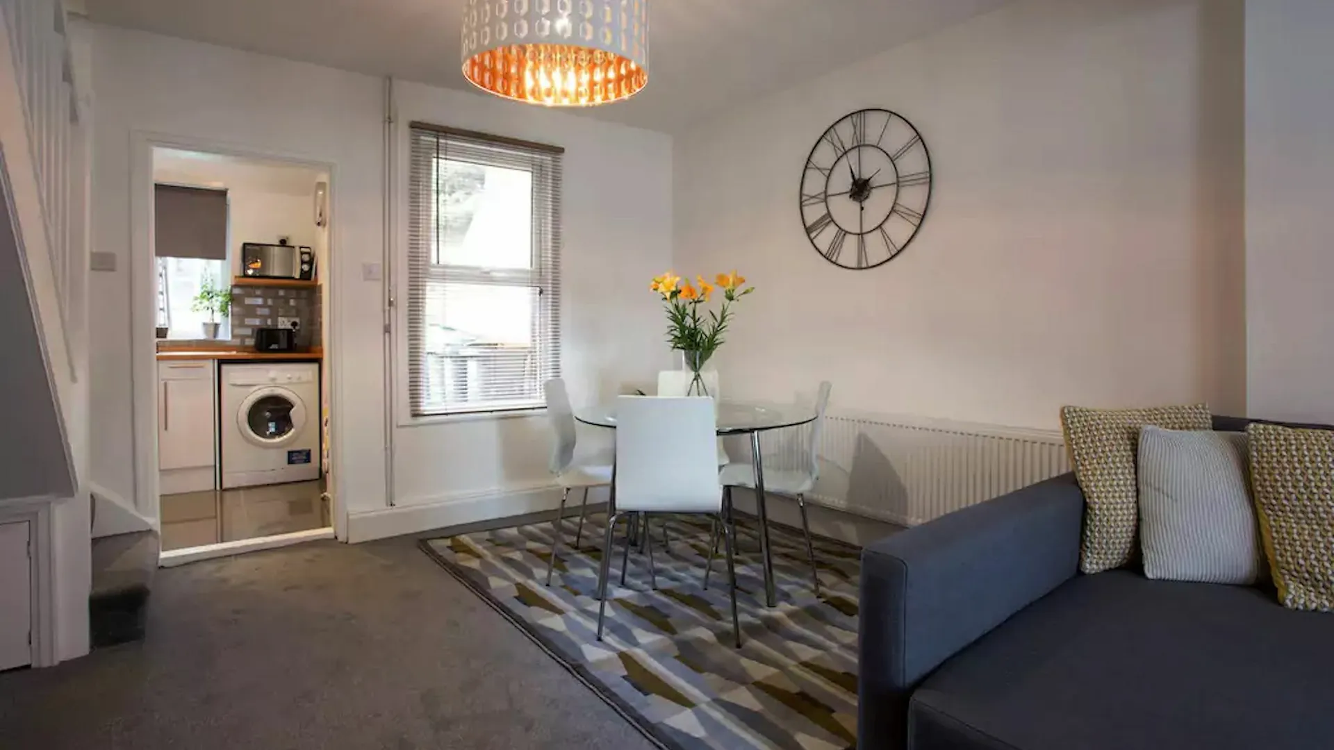 Ashton Road Serviced Accommodation Luton