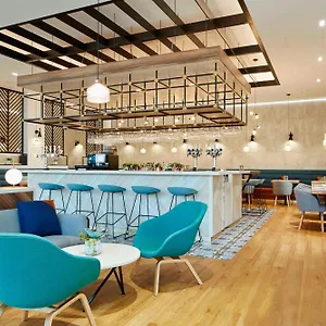 Courtyard By Marriott Airport Luton (Bedfordshire)