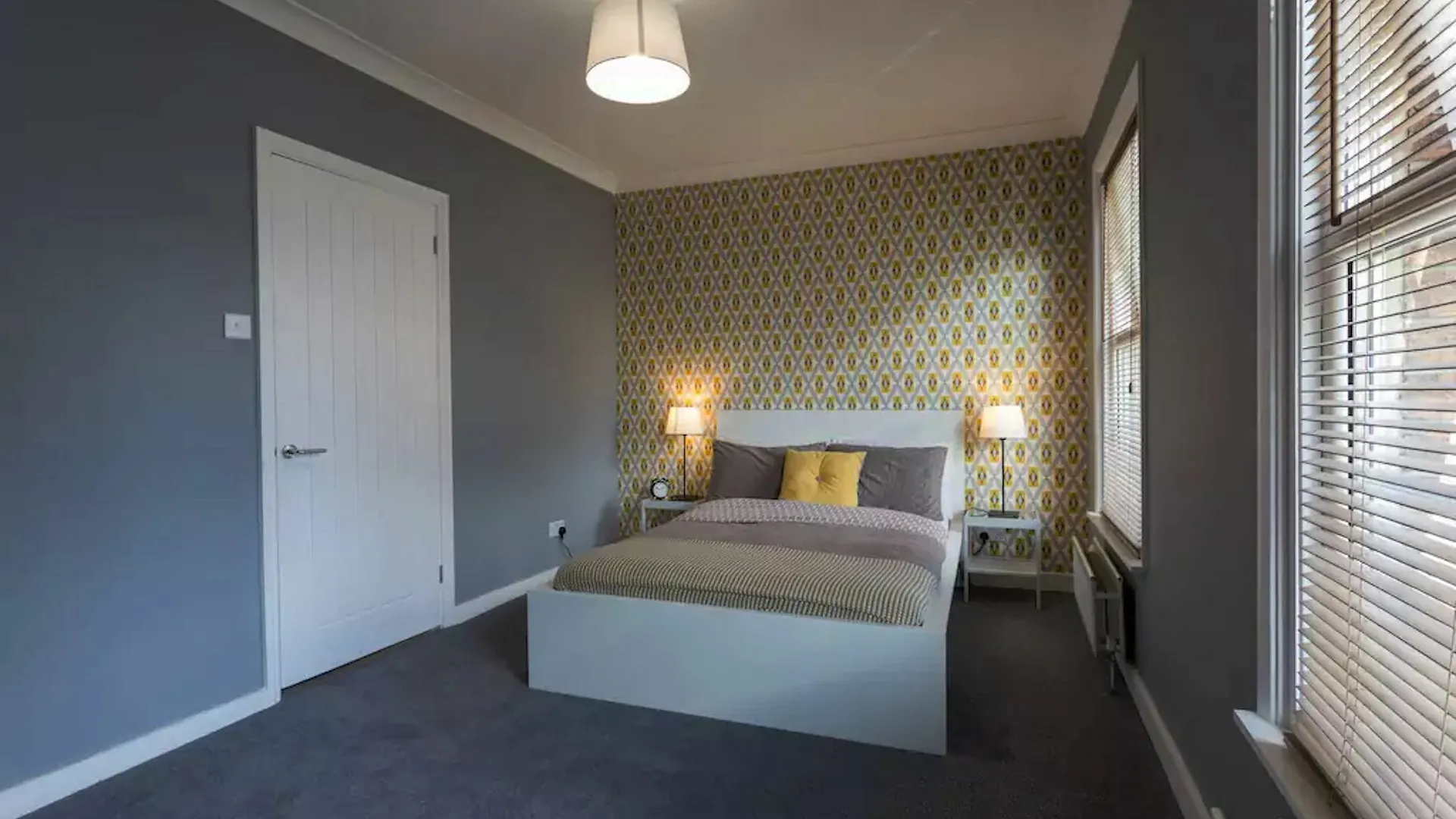 Ashton Road Serviced Accommodation Luton  Apartment